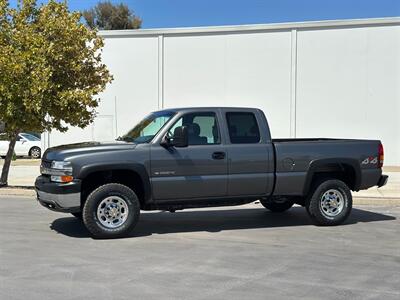 2002 Chevrolet Silverado 2500 HD 4X4 6.0L V8 Vortec LOW MILES  ONE OWNER   - Photo 3 - Sacramento, CA 95826