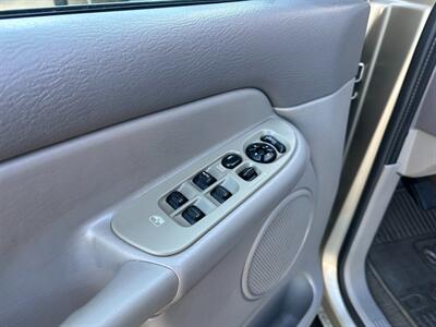 2005 Dodge Ram 2500 Diesel 4x4 5.9L High Output Cummins Turbo Diesel Crew Cab Short Bed LOW MILES - Photo 14 - Sacramento, CA 95826