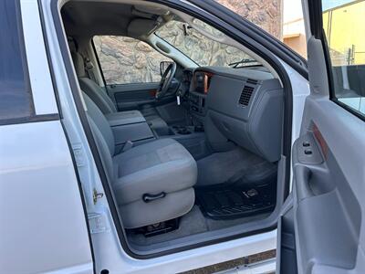 2006 Dodge Ram 2500 MEGA CAB 4x4 5.9L Cummins Turbo Diesel  Low Miles ONE OWNER - Photo 32 - Sacramento, CA 95826