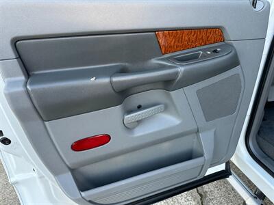 2006 Dodge Ram 2500 MEGA CAB 4x4 5.9L Cummins Turbo Diesel  Low Miles ONE OWNER - Photo 27 - Sacramento, CA 95826