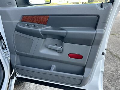 2006 Dodge Ram 2500 MEGA CAB 4x4 5.9L Cummins Turbo Diesel  Low Miles ONE OWNER - Photo 34 - Sacramento, CA 95826