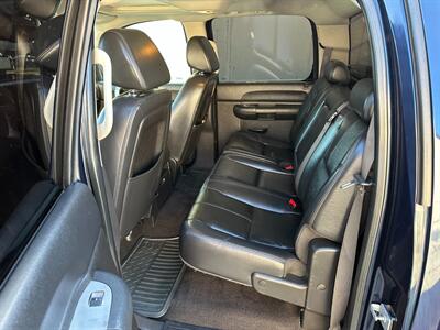 2007 GMC Sierra 3500 Diesel 4x4 6.6L Duramax Turbo Diesel Allison 1000  Crew Cab Long Bed LOW MILES - Photo 16 - Sacramento, CA 95826