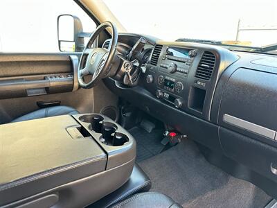 2007 GMC Sierra 3500 Diesel 4x4 6.6L Duramax Turbo Diesel Allison 1000  Crew Cab Long Bed LOW MILES - Photo 20 - Sacramento, CA 95826