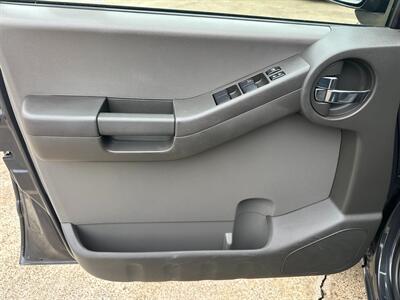 2012 Nissan Xterra 4x4 V6 4.0L   - Photo 8 - Sacramento, CA 95826
