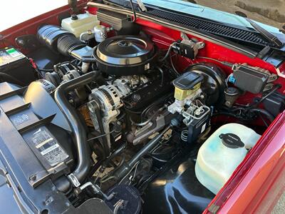 1992 GMC Sierra 1500 2WD Single Cab Short Bed  5.7L V8 5-Spd  LIVE ON BRINGATRAILER.COM - Photo 33 - Sacramento, CA 95826