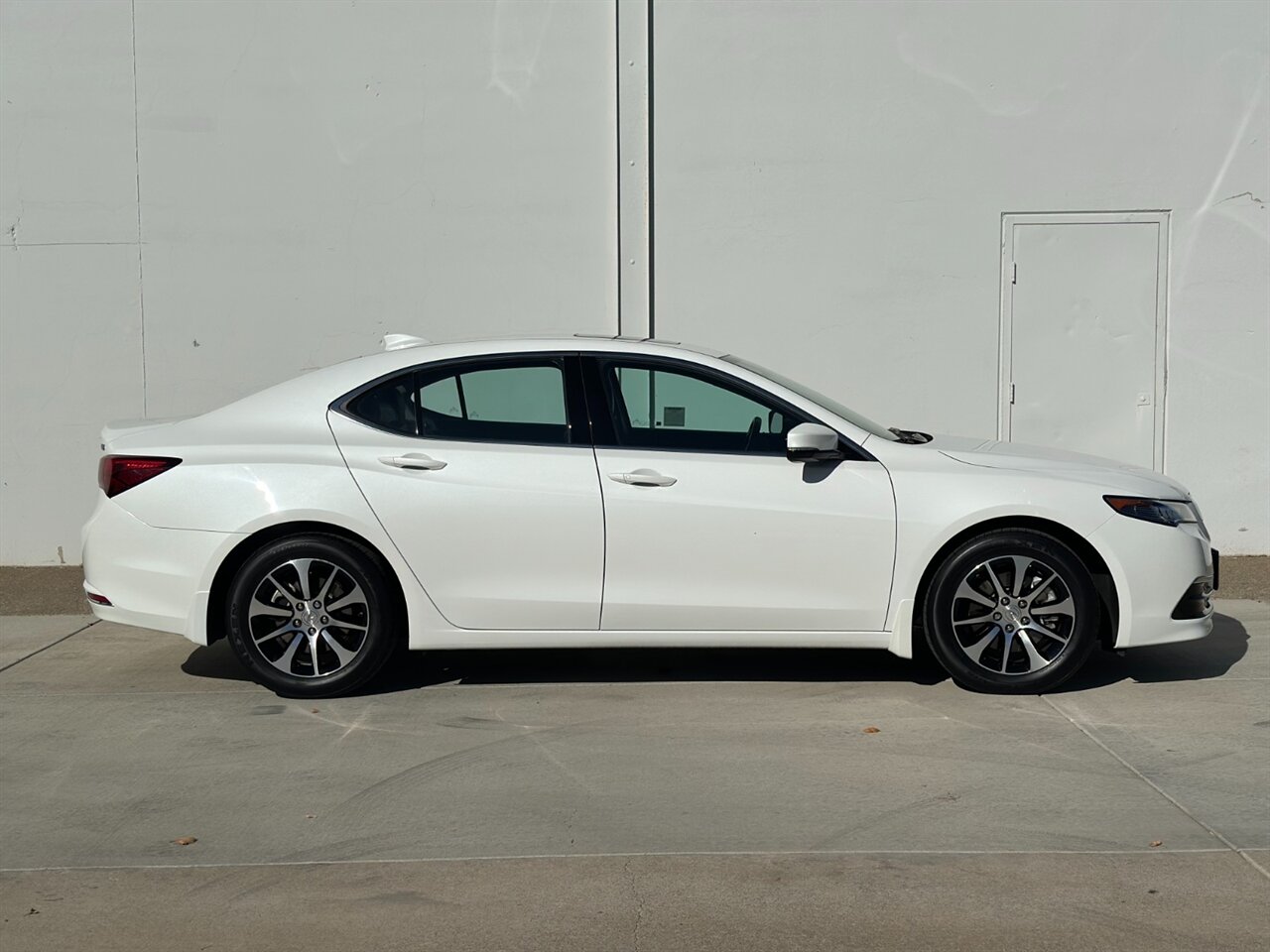 2017 Acura TLX 2.4L photo 4