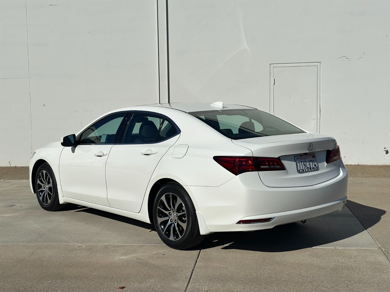 2017 Acura TLX 2.4L photo 2