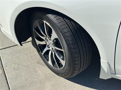 2017 Acura TLX 2.4L 4-Cyl LOW MILES ONE OWNER - Photo 15 - Sacramento, CA 95826