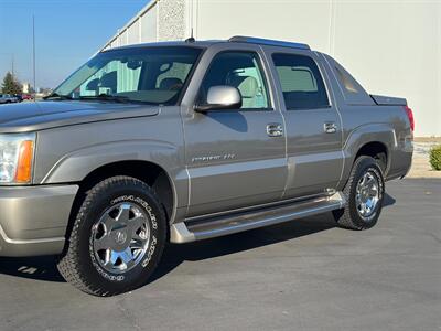 2002 Cadillac Escalade EXT V8 6.0L Vortec AWD Low Miles ONE OWNER   - Photo 19 - Sacramento, CA 95826