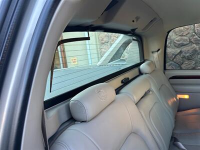 2002 Cadillac Escalade EXT V8 6.0L Vortec AWD Low Miles ONE OWNER   - Photo 50 - Sacramento, CA 95826