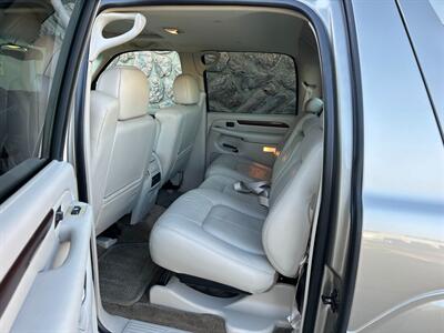 2002 Cadillac Escalade EXT V8 6.0L Vortec AWD Low Miles ONE OWNER   - Photo 32 - Sacramento, CA 95826