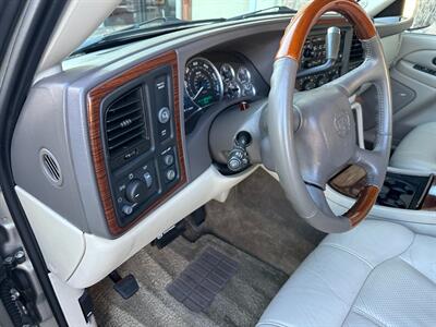 2002 Cadillac Escalade EXT V8 6.0L Vortec AWD Low Miles ONE OWNER   - Photo 25 - Sacramento, CA 95826