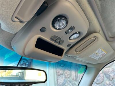 2002 Cadillac Escalade EXT V8 6.0L Vortec AWD Low Miles ONE OWNER   - Photo 30 - Sacramento, CA 95826