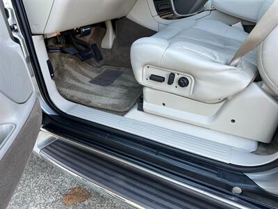 2002 Cadillac Escalade EXT V8 6.0L Vortec AWD Low Miles ONE OWNER   - Photo 24 - Sacramento, CA 95826
