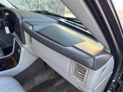 2002 Cadillac Escalade EXT V8 6.0L Vortec AWD Low Miles ONE OWNER   - Photo 44 - Sacramento, CA 95826