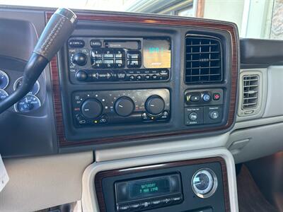 2002 Cadillac Escalade EXT V8 6.0L Vortec AWD Low Miles ONE OWNER   - Photo 28 - Sacramento, CA 95826