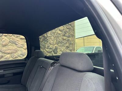 2007 GMC Sierra 2500 Diesel 4x4 6.6L Duramax Turbo Diesel Allison 1000  Crew Cab Short Bed - Photo 25 - Sacramento, CA 95826