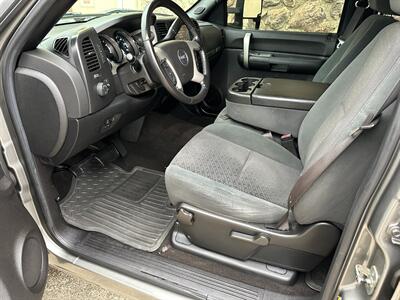 2007 GMC Sierra 2500 Diesel 4x4 6.6L Duramax Turbo Diesel Allison 1000  Crew Cab Short Bed - Photo 12 - Sacramento, CA 95826