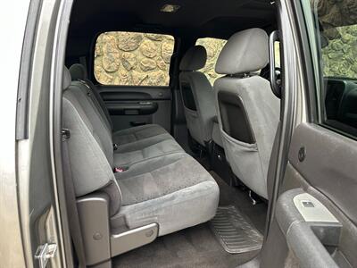 2007 GMC Sierra 2500 Diesel 4x4 6.6L Duramax Turbo Diesel Allison 1000  Crew Cab Short Bed - Photo 35 - Sacramento, CA 95826