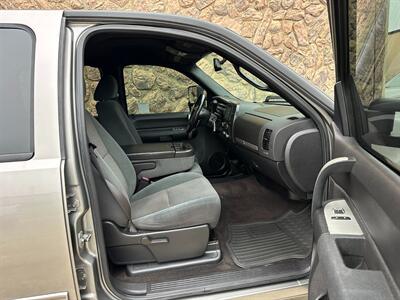 2007 GMC Sierra 2500 Diesel 4x4 6.6L Duramax Turbo Diesel Allison 1000  Crew Cab Short Bed - Photo 28 - Sacramento, CA 95826