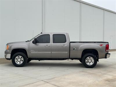 2007 GMC Sierra 2500 Diesel 4x4 6.6L Duramax Turbo Diesel Allison 1000  Crew Cab Short Bed - Photo 2 - Sacramento, CA 95826