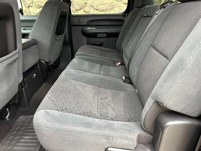 2007 GMC Sierra 2500 Diesel 4x4 6.6L Duramax Turbo Diesel Allison 1000  Crew Cab Short Bed - Photo 26 - Sacramento, CA 95826