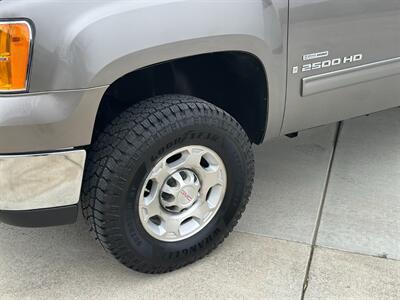 2007 GMC Sierra 2500 Diesel 4x4 6.6L Duramax Turbo Diesel Allison 1000  Crew Cab Short Bed - Photo 40 - Sacramento, CA 95826