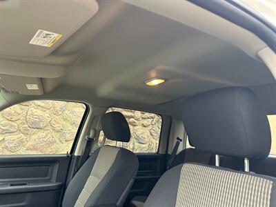 2012 RAM 3500 Diesel 4x4 Dually 6.7L Cummins Turbo Diesel 6-Speed Manual ONE OWNER - Photo 17 - Sacramento, CA 95826