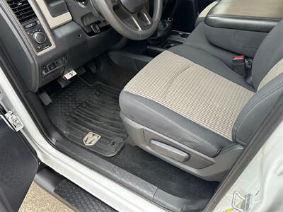 2012 RAM 3500 Diesel 4x4 Dually 6.7L Cummins Turbo Diesel 6-Speed Manual ONE OWNER - Photo 11 - Sacramento, CA 95826