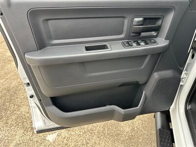 2012 RAM 3500 Diesel 4x4 Dually 6.7L Cummins Turbo Diesel 6-Speed Manual ONE OWNER - Photo 12 - Sacramento, CA 95826