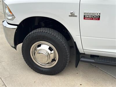 2012 RAM 3500 Diesel 4x4 Dually 6.7L Cummins Turbo Diesel 6-Speed Manual ONE OWNER - Photo 35 - Sacramento, CA 95826