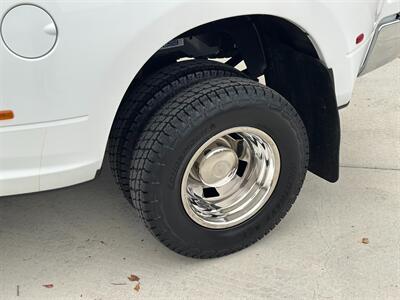 2012 RAM 3500 Diesel 4x4 Dually 6.7L Cummins Turbo Diesel 6-Speed Manual ONE OWNER - Photo 36 - Sacramento, CA 95826