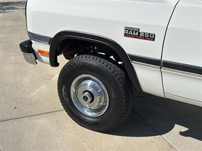 1991 Dodge Other Pickups RAM W250 12-Valve 5.9L Cummins Turbo Diesel  5-Speed Manual - Photo 12 - Sacramento, CA 95826