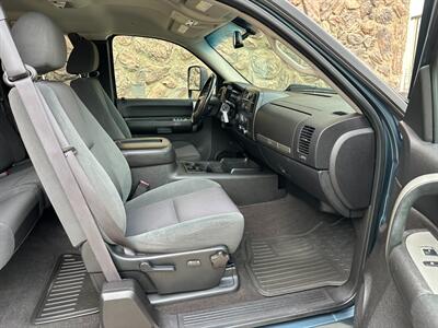 2007 Chevrolet Silverado 2500 Diesel 4x4 6.6L Duramax Turbo Diesel Ext Cab Long  Bed Allison 1000 LOW MILES - Photo 23 - Sacramento, CA 95826