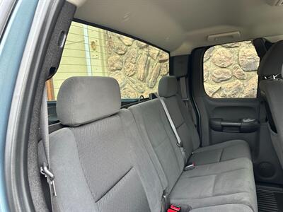 2007 Chevrolet Silverado 2500 Diesel 4x4 6.6L Duramax Turbo Diesel Ext Cab Long  Bed Allison 1000 LOW MILES - Photo 33 - Sacramento, CA 95826