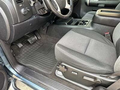 2007 Chevrolet Silverado 2500 Diesel 4x4 6.6L Duramax Turbo Diesel Ext Cab Long  Bed Allison 1000 LOW MILES - Photo 10 - Sacramento, CA 95826