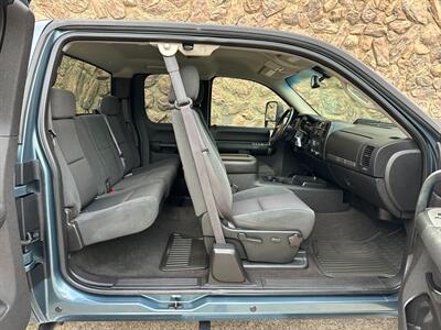 2007 Chevrolet Silverado 2500 Diesel 4x4 6.6L Duramax Turbo Diesel Ext Cab Long  Bed Allison 1000 LOW MILES - Photo 30 - Sacramento, CA 95826