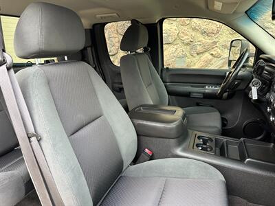2007 Chevrolet Silverado 2500 Diesel 4x4 6.6L Duramax Turbo Diesel Ext Cab Long  Bed Allison 1000 LOW MILES - Photo 28 - Sacramento, CA 95826