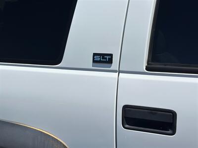 1996 GMC Suburban K2500 4X4 7.4L 454 VORTEC SLT Low Miles   - Photo 11 - Sacramento, CA 95826