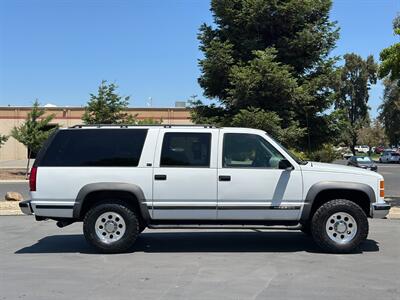 1996 GMC Suburban K2500 4X4 7.4L 454 VORTEC SLT Low Miles   - Photo 6 - Sacramento, CA 95826