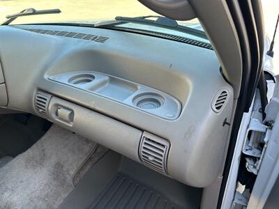1996 GMC Suburban K2500 4X4 7.4L 454 VORTEC SLT Low Miles   - Photo 37 - Sacramento, CA 95826