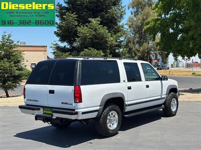 1996 GMC Suburban K2500 4X4 7.4L 454 VORTEC SLT Low Miles   - Photo 4 - Sacramento, CA 95826