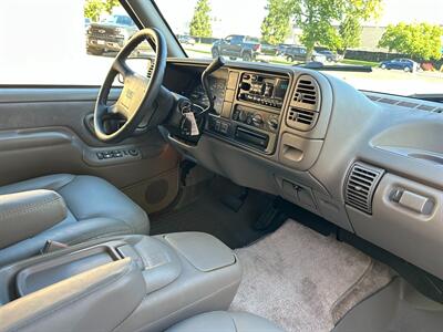 1996 GMC Suburban K2500 4X4 7.4L 454 VORTEC SLT Low Miles   - Photo 38 - Sacramento, CA 95826
