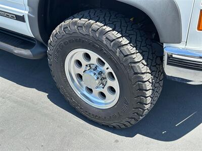 1996 GMC Suburban K2500 4X4 7.4L 454 VORTEC SLT Low Miles   - Photo 49 - Sacramento, CA 95826