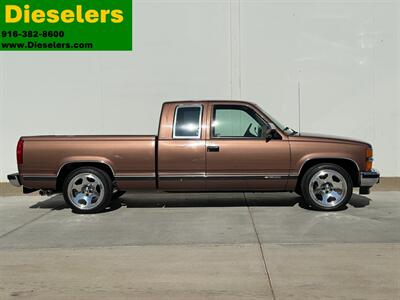 1994 Chevrolet Silverado 1500 Extra Cab Short Bed 5.7L V8 LOWERED ONE OWNER   - Photo 5 - Sacramento, CA 95826