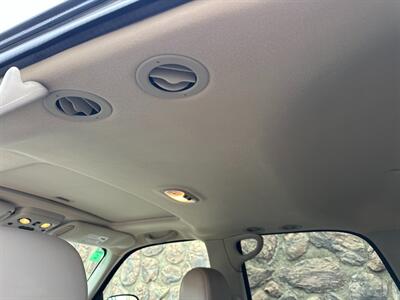 2005 Cadillac Escalade AWD 6.0L LOW MILES   - Photo 34 - Sacramento, CA 95826
