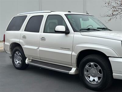 2005 Cadillac Escalade AWD 6.0L LOW MILES   - Photo 7 - Sacramento, CA 95826