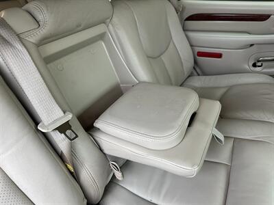 2005 Cadillac Escalade AWD 6.0L LOW MILES   - Photo 53 - Sacramento, CA 95826