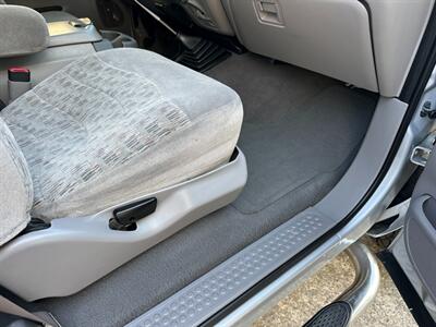 2000 Ford F-350 Diesel 4x4 7.3L Power Stroke Turbo Diesel 6-Speed  Manual LOW MILES - Photo 28 - Sacramento, CA 95826
