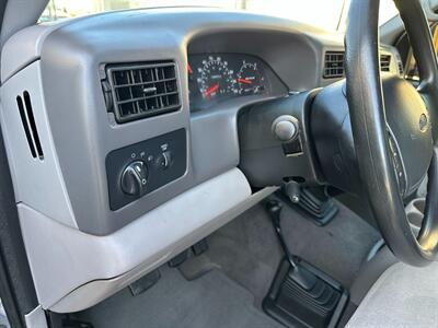 2000 Ford F-350 Diesel 4x4 7.3L Power Stroke Turbo Diesel 6-Speed  Manual LOW MILES - Photo 20 - Sacramento, CA 95826